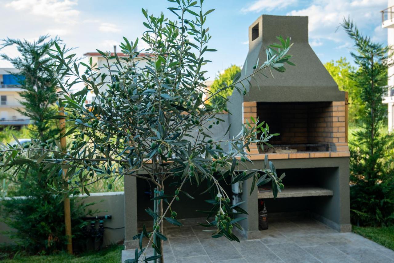 Olive 101 Apartment Peraia  Bagian luar foto